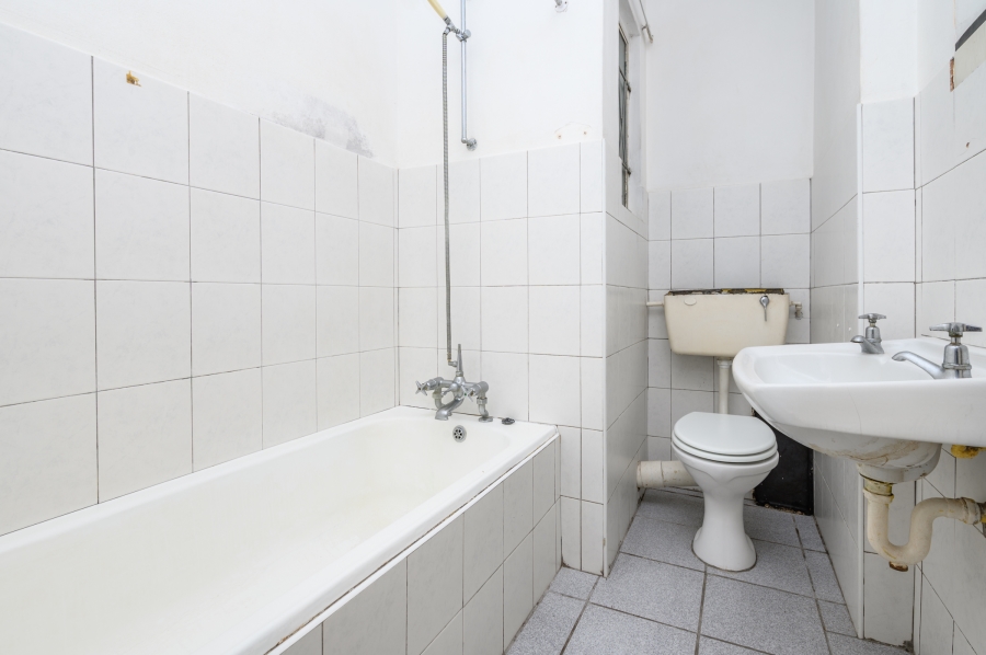 1 Bedroom Property for Sale in Humewood Eastern Cape